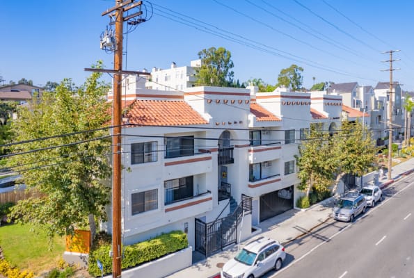 Lido Apartments - 3460 Jasmine Avenue property